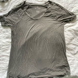 Grey American Eagle T shirt